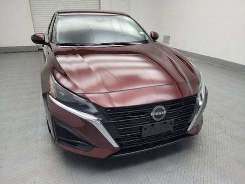 Used 2023 Nissan Altima 2.5 SV image 14