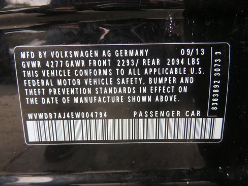 Used 2014 Volkswagen Golf 4-Door image 36