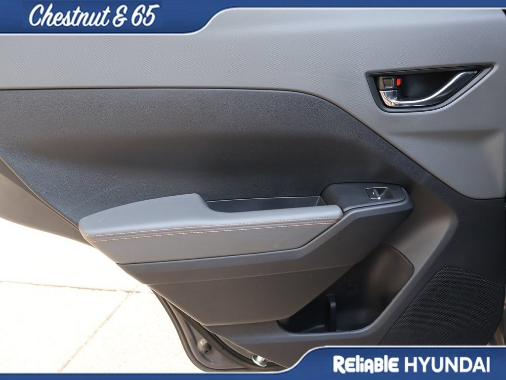Used 2024 Subaru Crosstrek 2.5i Limited AWD/4WD image 16