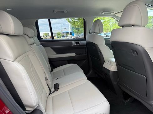 Certified 2025 Hyundai Santa Fe SEL AWD/4WD image 31