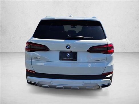 Certified 2023 BMW X5 sDrive40i w/ Parking Assistance Package RWD image 7