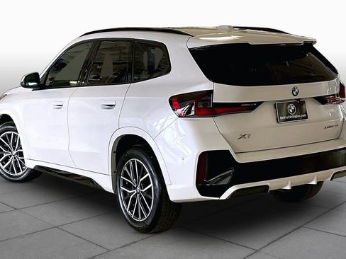 Used 2025 BMW X1 xDrive28i AWD/4WD image 11