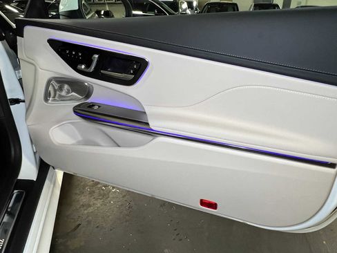 New 2026 Mercedes-Benz CLE 300 4MATIC Cabriolet image 10