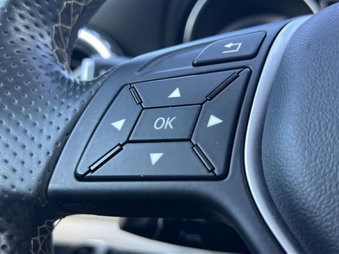 Used 2015 Mercedes-Benz GLA 250 image 10