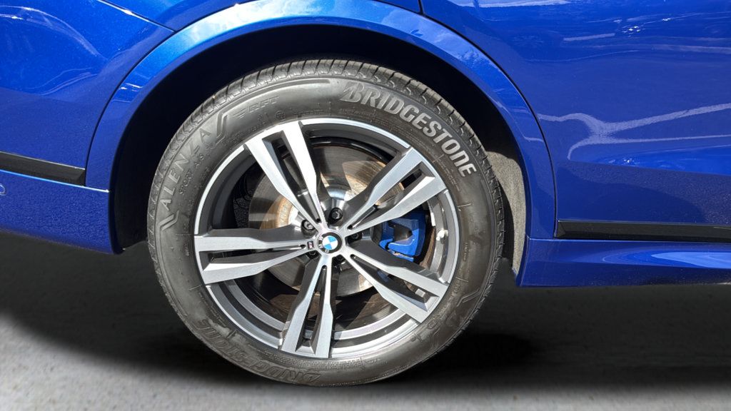 Used 2026 BMW X7 M60i AWD/4WD image 14