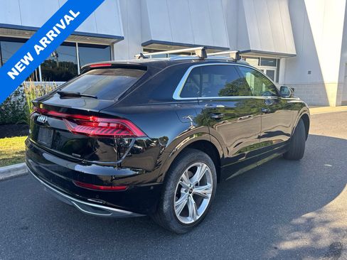 Used 2023 Audi Q8 Premium AWD/4WD image 2