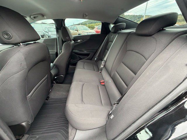 Used 2021 Chevrolet Malibu RS FWD image 32