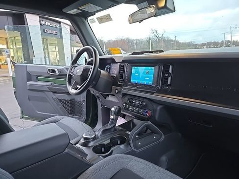 Used 2023 Ford Bronco Big Bend image 18