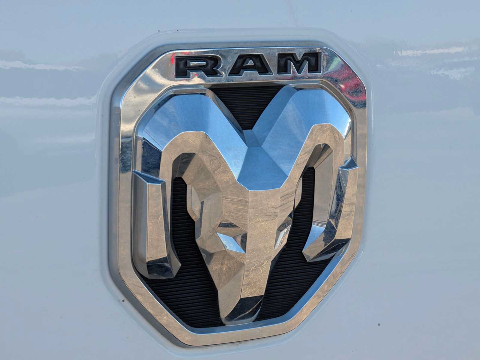 Used 2022 RAM 3500 Tradesman w/ Chrome Appearance Group AWD/4WD image 15