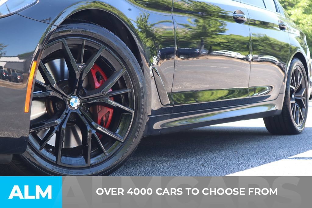 Used 2023 BMW 540i w/ M Sport Package RWD image 2