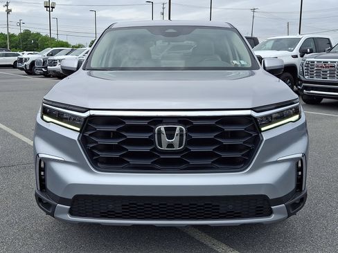 Certified 2025 Honda Pilot EX-L image 2