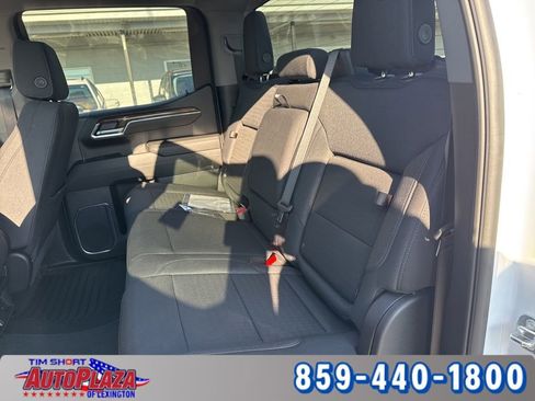 Used 2024 GMC Sierra 1500 Elevation image 32