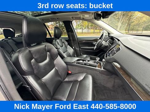 Used 2018 Volvo XC90 T6 Momentum w/ Convenience Package image 24