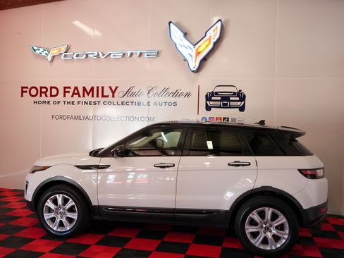 Used 2016 Land Rover Range Rover Evoque SE Premium image 1