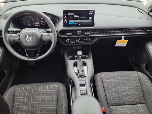 Certified 2026 Honda HR-V LX image 4