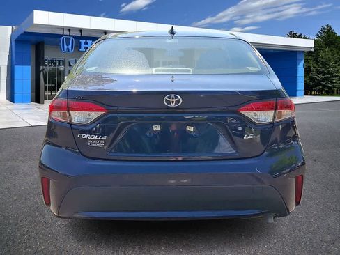 Used 2021 Toyota Corolla LE w/ Carpet Mat Package (TMS) FWD image 23