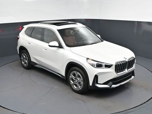 New 2026 BMW X1 xDrive28i w/ Convenience Package AWD/4WD image 36