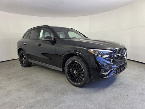 New 2026 Mercedes-Benz GLC 300 image 1