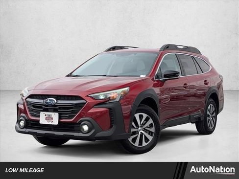 Certified 2025 Subaru Outback Premium image 1