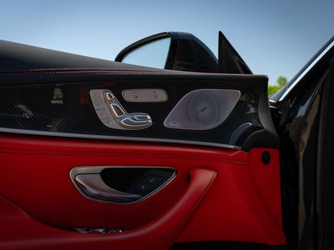 Used 2022 Mercedes-Benz AMG GT 43 image 34