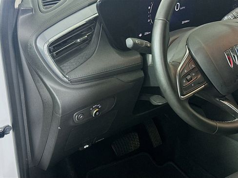 Used 2025 Buick Encore GX Preferred image 17