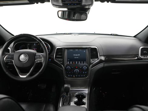 Used 2018 Jeep Grand Cherokee Overland image 13