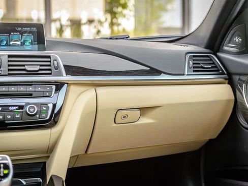 Used 2017 BMW 340i xDrive Sedan image 36