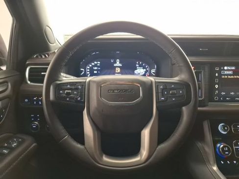 Used 2023 GMC Yukon Denali AWD/4WD image 27