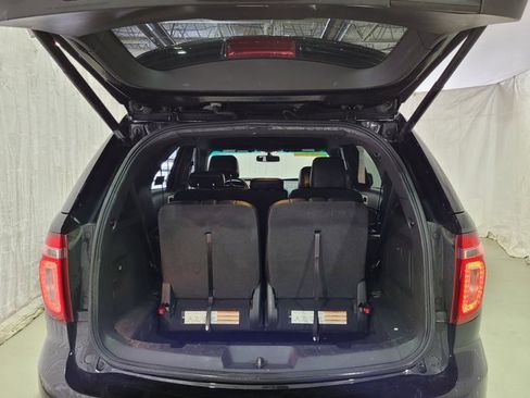 Used 2014 Ford Explorer XLT w/ Equipment Group 202A image 51
