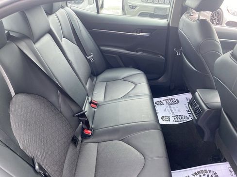 Used 2023 Toyota Camry XSE image 12