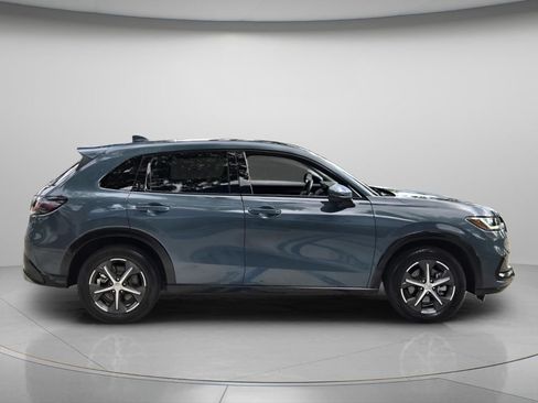 Used 2025 Honda HR-V EX-L image 3