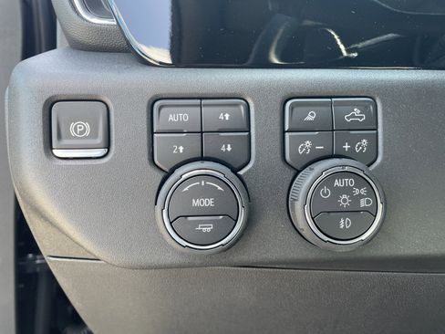 New 2026 Chevrolet Silverado 1500 LT Trail Boss w/ Safety Package image 22