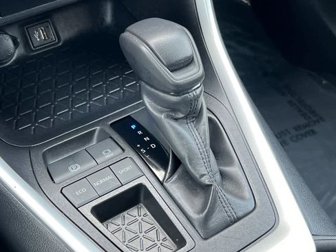 Certified 2024 Toyota RAV4 XLE FWD image 23