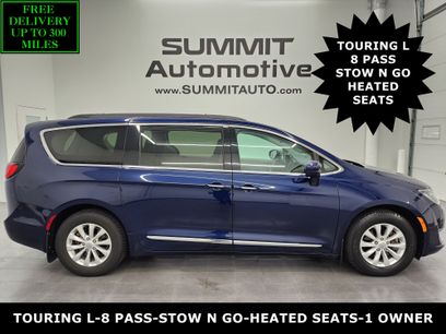 Used 2017 Chrysler Pacifica Touring-L