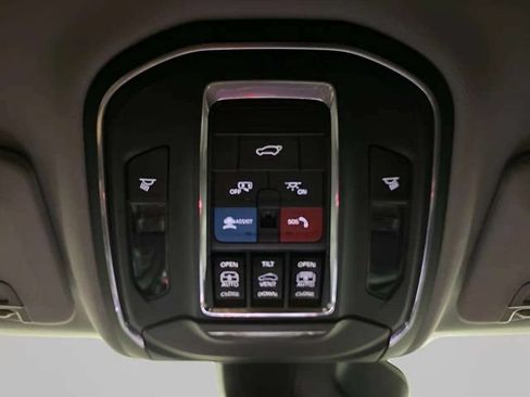 Used 2023 Jeep Grand Cherokee 4WD 4xe image 61