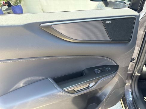 Used 2024 BMW 330i xDrive 330i xDrive Sedan AWD w/ Premium Package image 11