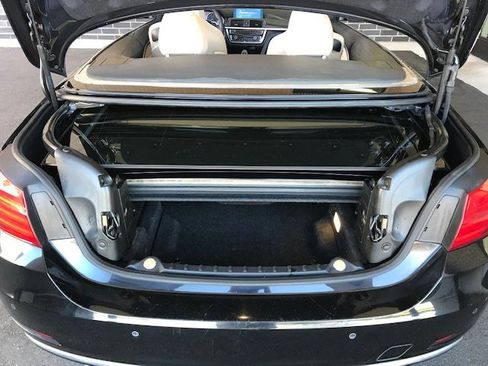 Used 2017 BMW 430i Convertible image 12