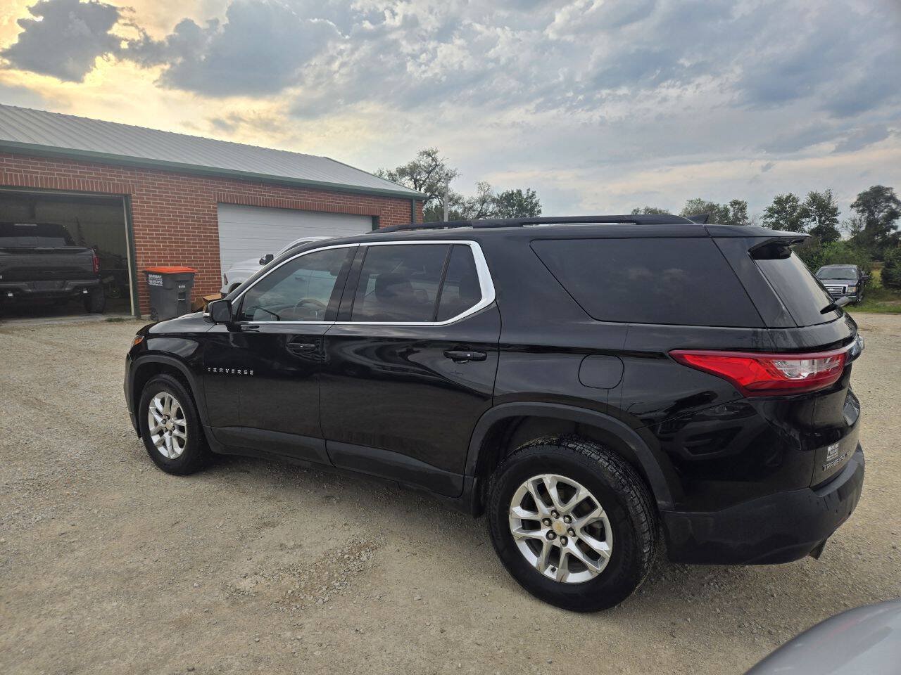 Used 2019 Chevrolet Traverse LT AWD/4WD image 6