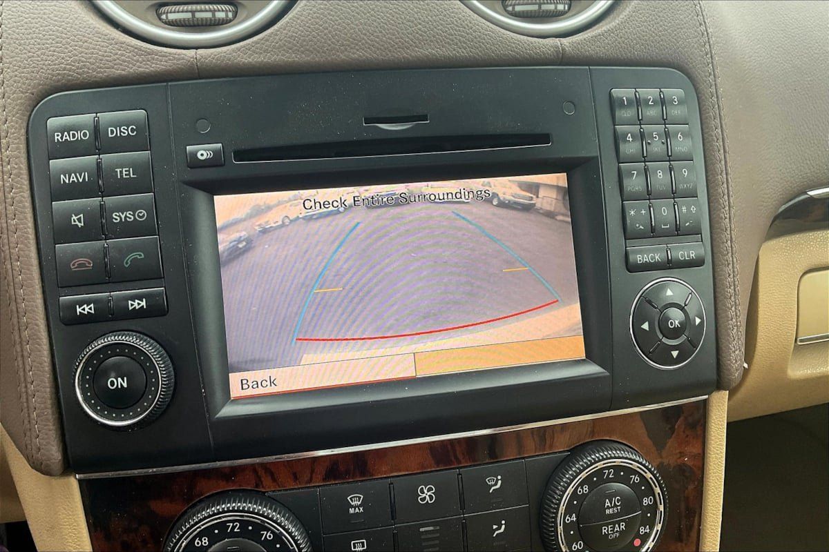 Used 2010 Mercedes-Benz GL 450 4MATIC image 21