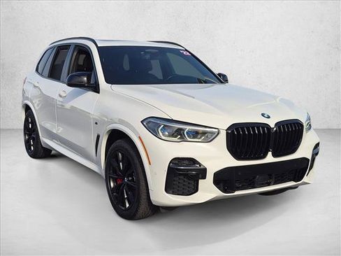 Used 2022 BMW X5 M50i w/ Executive Package AWD/4WD image 3