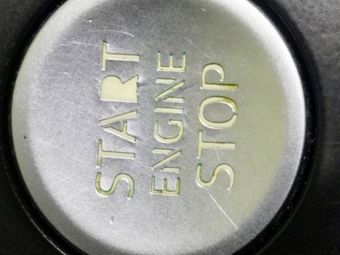 Used 2017 Audi A3 e-tron Premium Plus w/ Technology Package image 28