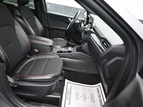 New 2025 Ford Escape ST-Line AWD/4WD image 8