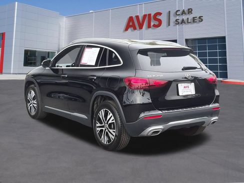Used 2025 Mercedes-Benz GLA 250 image 9