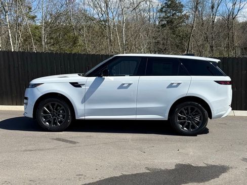 New 2026 Land Rover Range Rover Sport Dynamic SE image 2