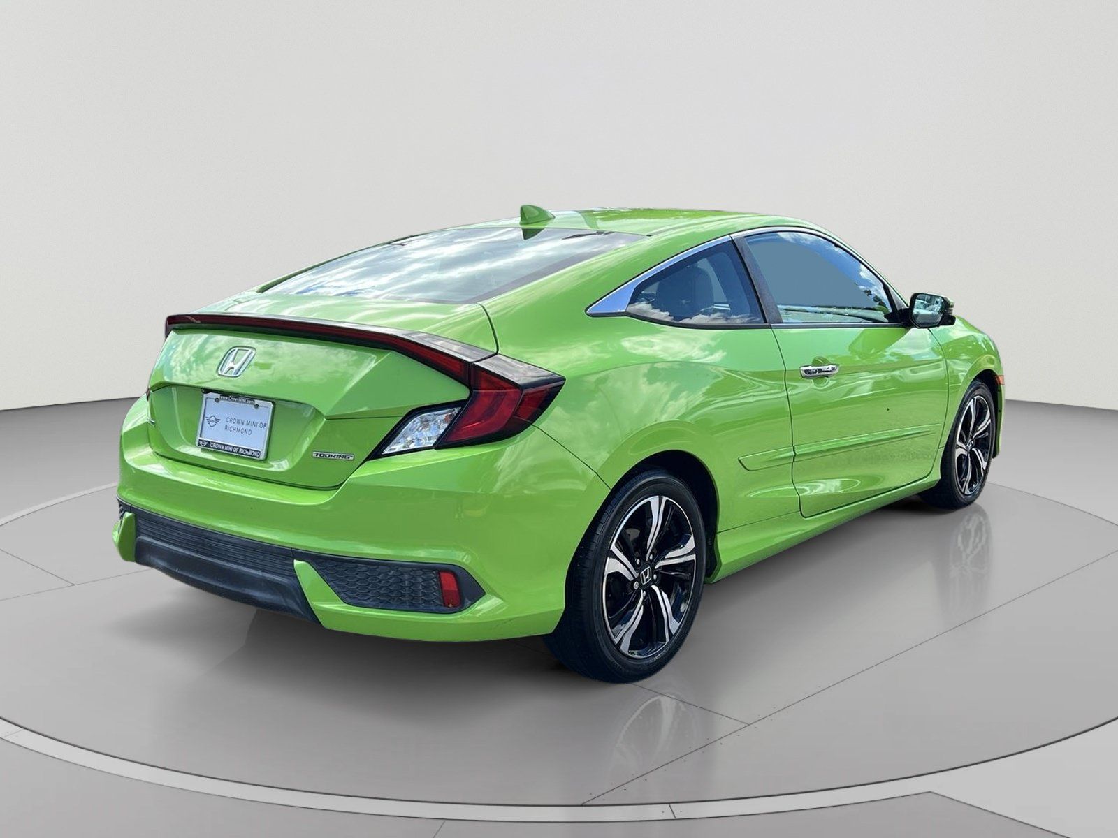 Used 2017 Honda Civic Touring image 5