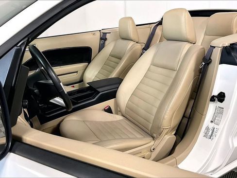 Used 2006 Ford Mustang GT Premium image 23