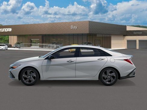 New 2026 Hyundai Elantra Sport image 3
