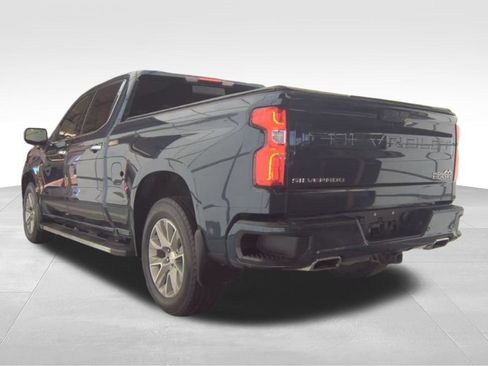 Used 2021 Chevrolet Silverado 1500 High Country w/ Safety Package II AWD/4WD image 9