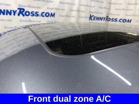 Used 2019 Mercedes-Benz E 300 4MATIC image 10