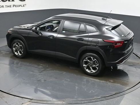 New 2026 Chevrolet Trax LT w/ Sunroof Package image 20